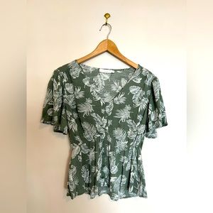 Lush Leaf Print Flutter Sleeve Top - Olive